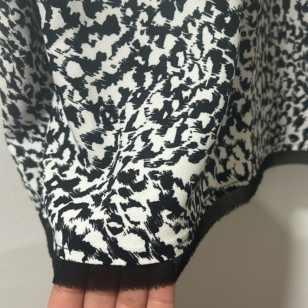 HALOGEN WOMENS RAW EDGE TANK BLACK LEOPARD PRINT Sz 1 - Picture 6 of 11